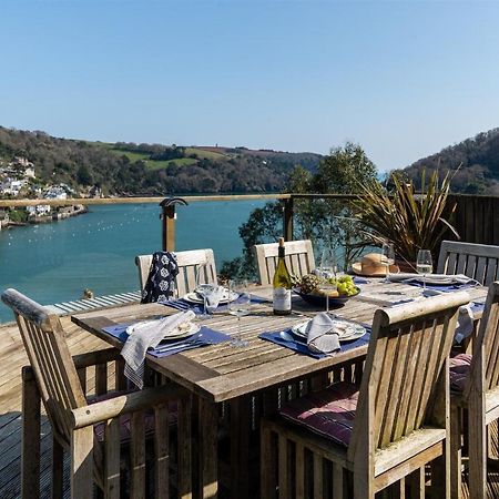 Uphigh - Elevated Family Home With Stunning River Views 다트머스 외부 사진